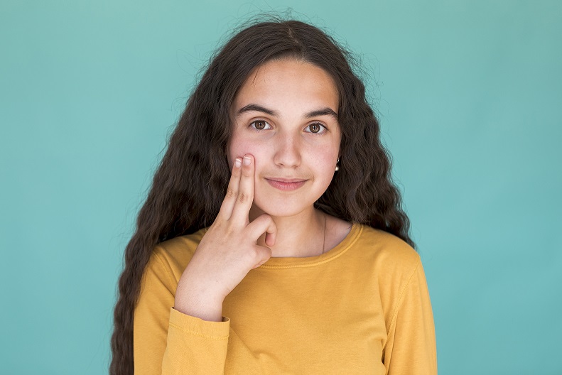 Best face wash for acne and brightening